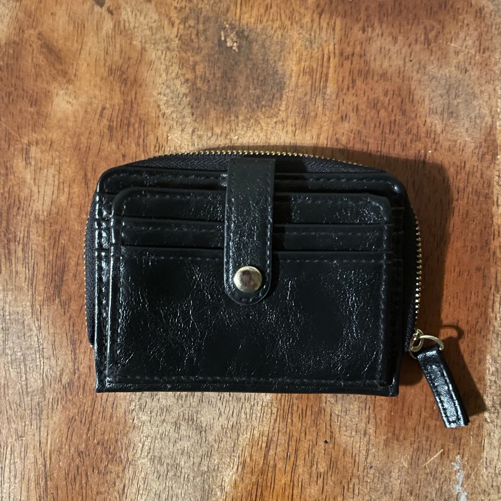 Cute black keychain wallet NWOT